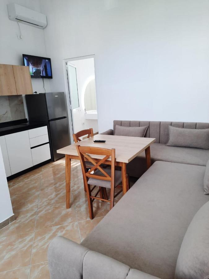 Vila Pushimi Regis Velipojë Exterior foto